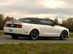 Ford Mustang GT Convertible 2006 года